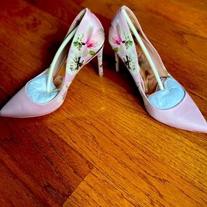 Ted Baker floral shoe 39.5